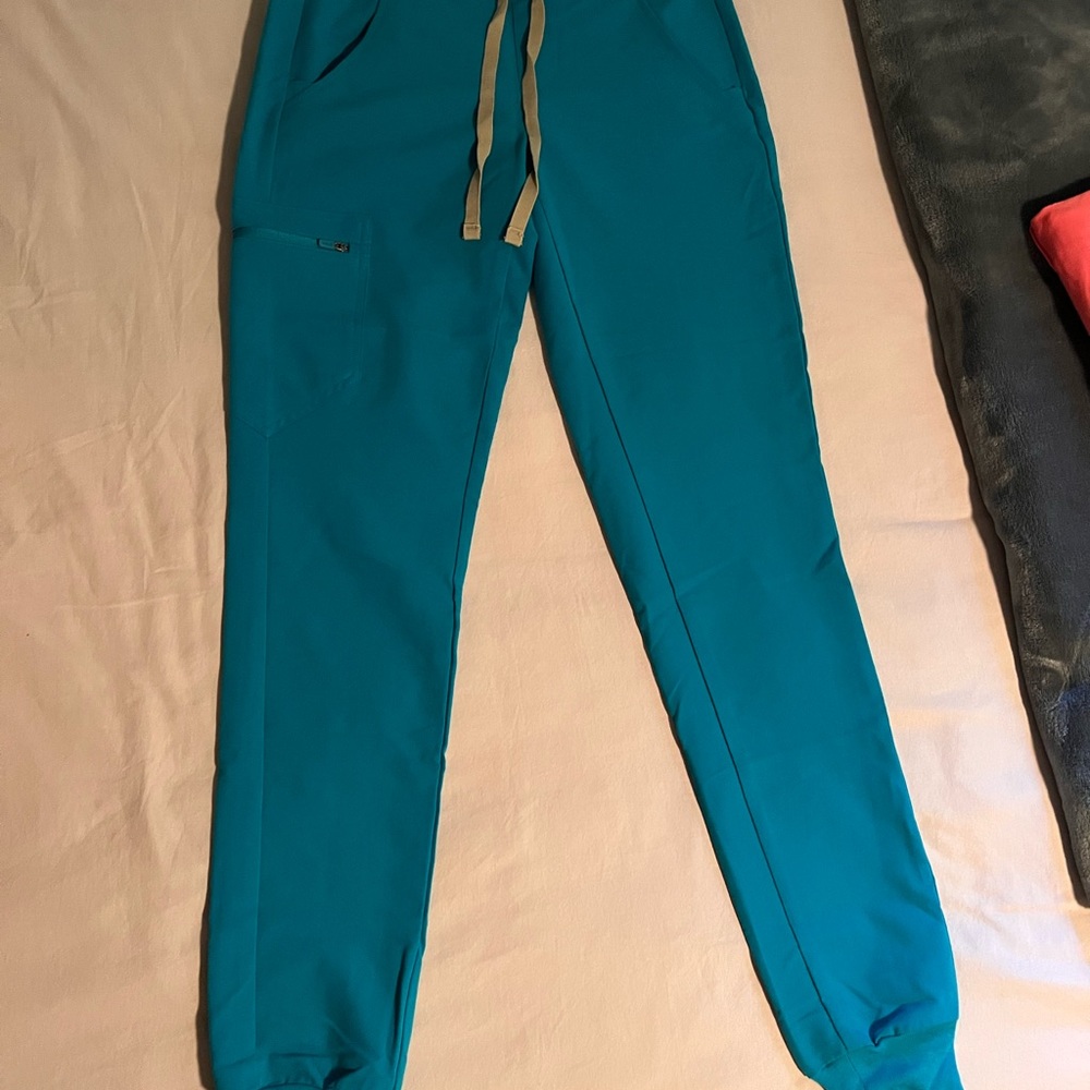 Women’s teal Zamora jogger scrub pants- XXS Tall